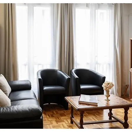 Classic Retro Vibe 15 Min From Paris Apartment *