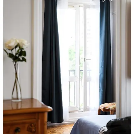 Classic Retro Vibe 15 Min From Paris Choisy-le-Roi