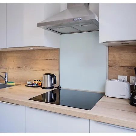 Apartment Classic Retro Vibe 15 Min From Paris