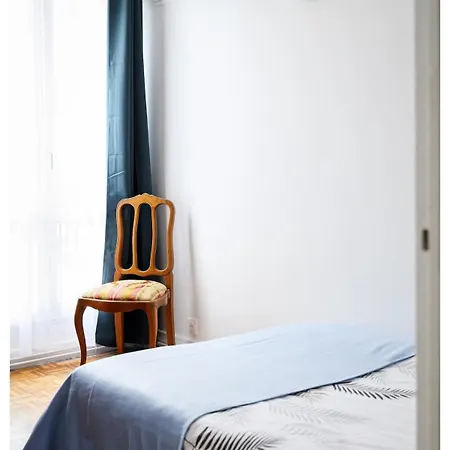 Classic Retro Vibe 15 Min From Paris Apartment *